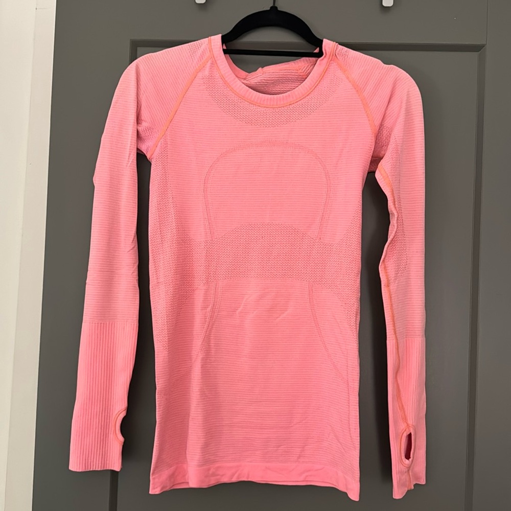 Lululemon Swiftly Tech Long Sleeve Top